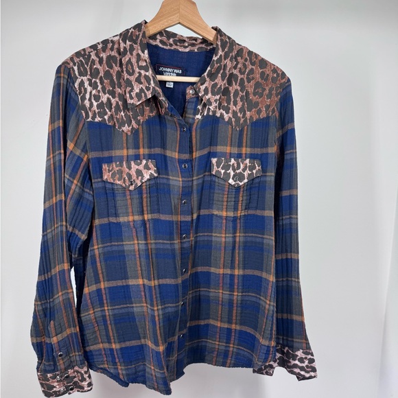 Johnny Was Blue Plaid Leopard Print Button Down Shirt Top - Picture 2 of 5